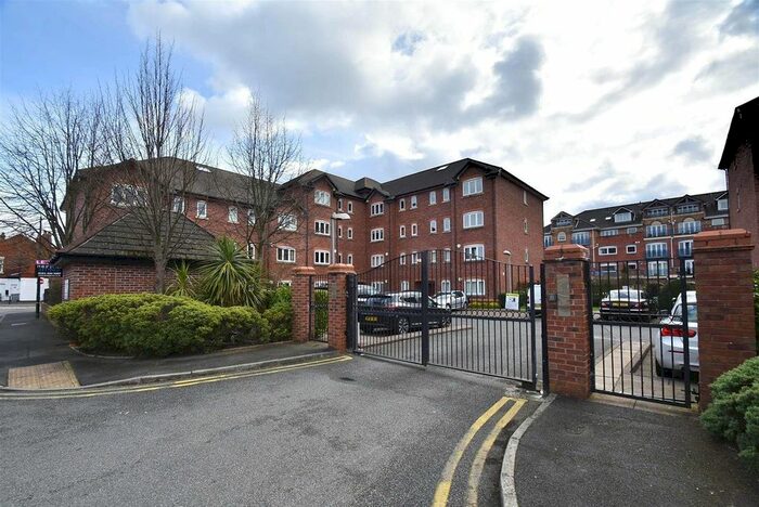 2 Bedroom Flat To Rent In Bridgewater Street, Sale, M33