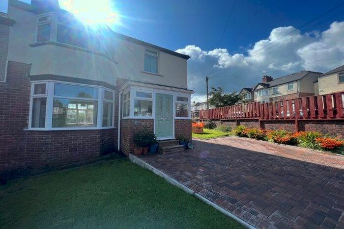 2 Bedroom Semi-Detached House To Rent In Ansell Road, Sheffield, S11