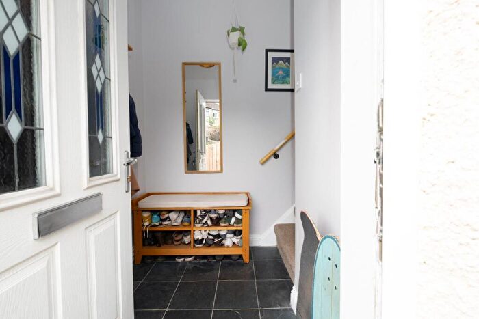 1 Bedroom Flat For Sale In Cassey Bottom Lane, Troopers Hill, BS5