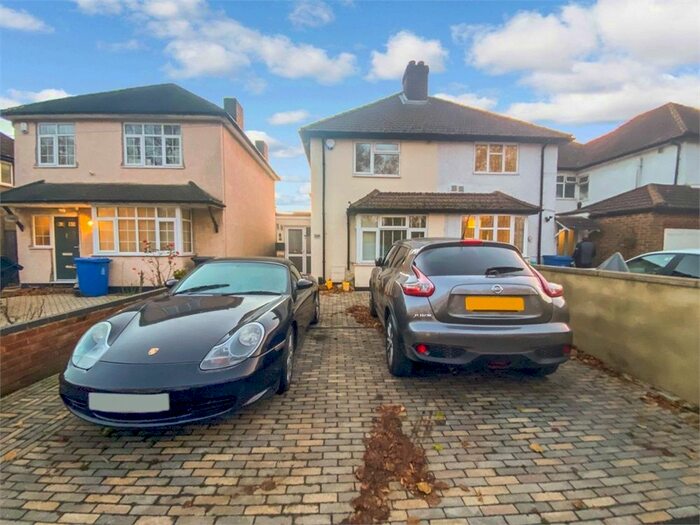 3 Bedroom Semi-Detached House To Rent In Horton Road, Datchet, Berkshire SL3