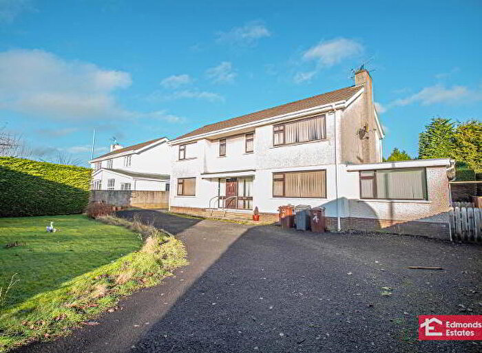 4 Bedroom Detached House For Sale In Pineridge Road, Ballymena, BT43