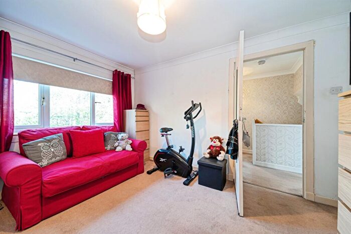 2 Bedroom Terraced House For Sale In Annan Drive, Rutherglen, Glasgow, G73