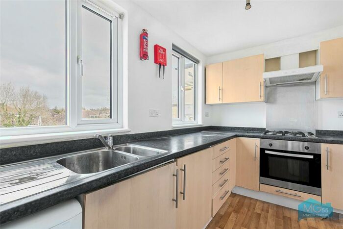1 Bedroom Apartment To Rent In The Broadway, Mill Hill, London, NW7