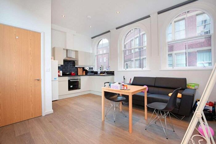 2 Bedroom Flat To Rent In Flat, St Peters Close, S1