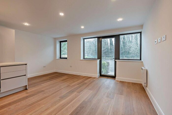 1 Bedroom Flat To Rent In Pegasus Way, Haddenham, HP17