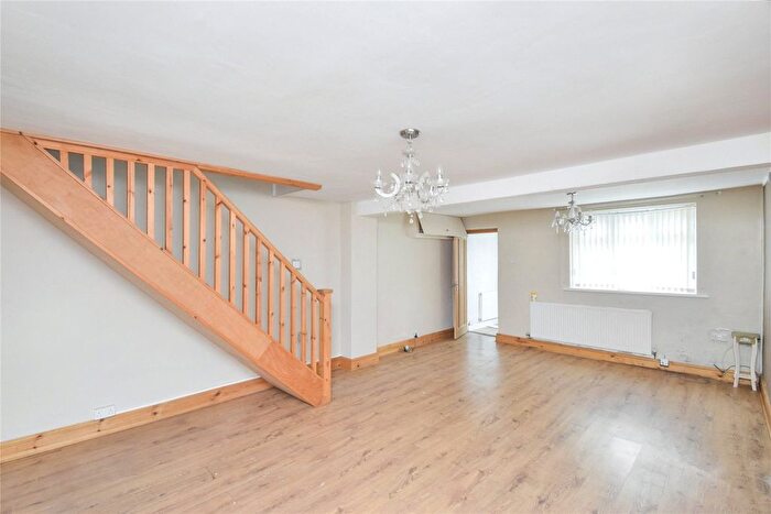 3 Bedroom End Of Terrace House For Sale In Bryn Road, Loughor, Swansea, SA4
