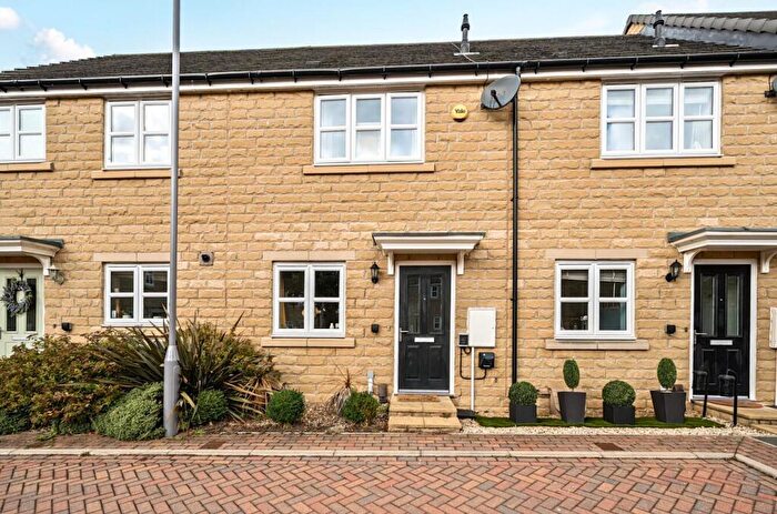 2 Bedroom House For Sale In Brompton Drive, Bradford, BD10