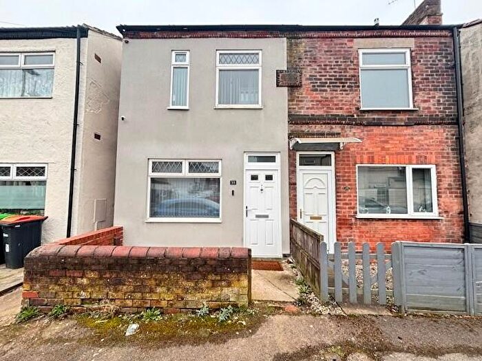 3 Bedroom Semi-Detached House To Rent In Brookdale Road, Sutton-In-Ashfield, NG17