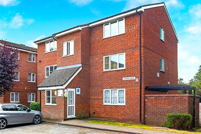 1 Bedroom Flat To Rent In Yunus Khan Close, Walthamstow, London, E17