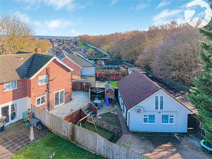 4 Bedroom Semi Detached House For Sale In Albatross Avenue, Rochester, Kent, ME2