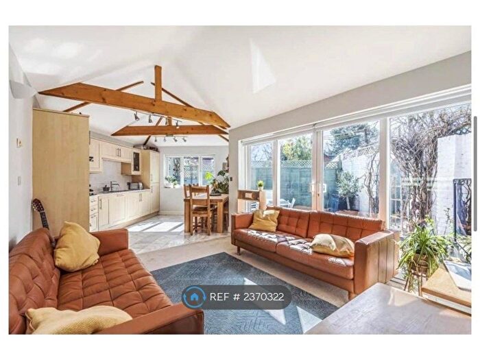 2 Bedroom Bungalow To Rent In Church Road, Cholsey, Wallingford, OX10