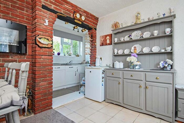 3 Bedroom Terraced House For Sale In Matthews Road, Herne Bay, CT6