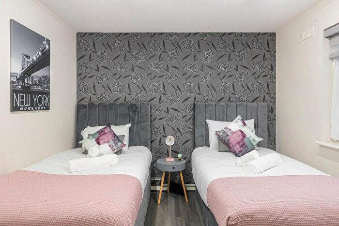 1 Bedroom Serviced Apartments To Rent In Stamford Hill, London, N16