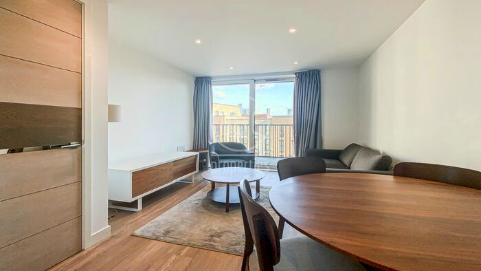 1 Bedroom Flat To Rent In Royal Victoria Gardens, Marine Wharf, SE16