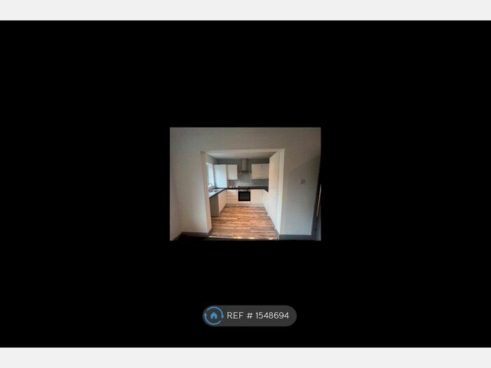 3 Bedroom Flat To Rent In Ivy Court, Chapel Allerton, Leeds, LS7