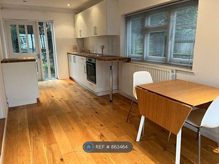 1 Bedroom Flat To Rent In Westmoreland Road, Bromley, BR2