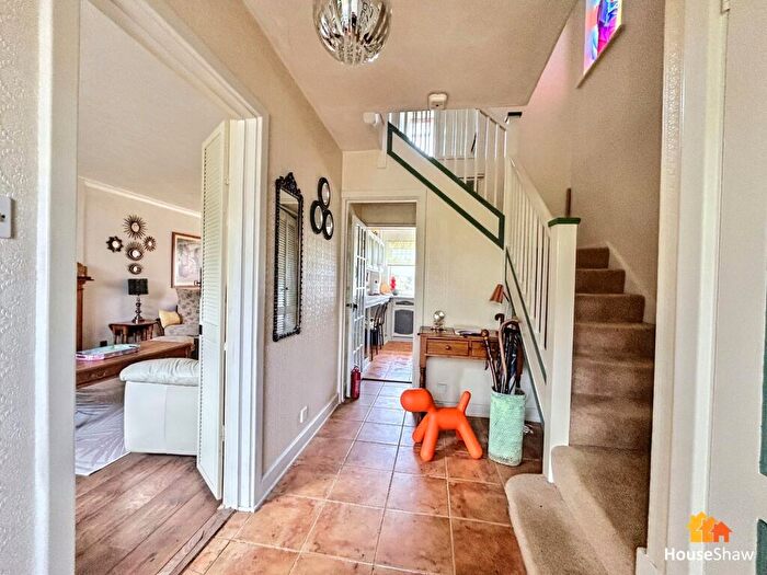 3 Bedroom Detached House For Sale In Icknield Close, Wendover, HP22