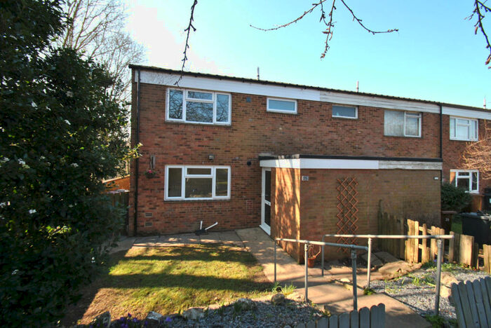 3 Bedroom End Of Terrace House To Rent In Linnet Close, Letchworth Garden City, SG6