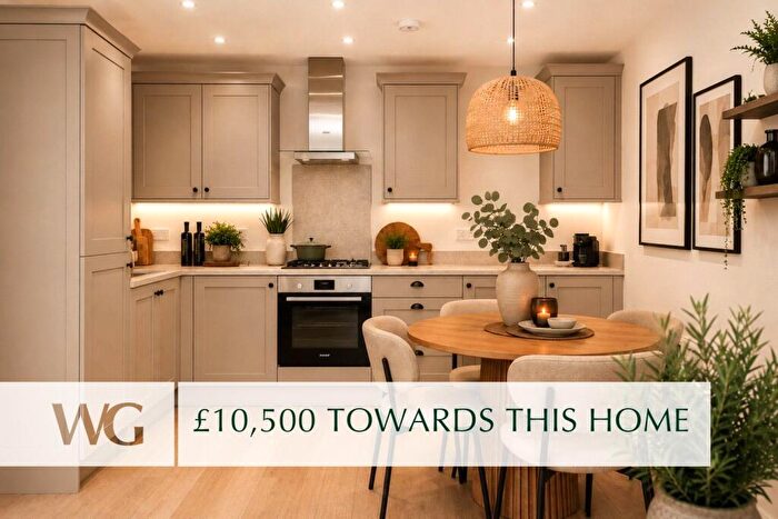 2 Bedroom Apartment For Sale In Alphington, Exeter, EX2