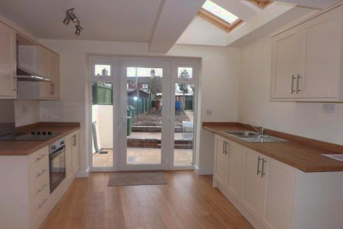 2 Bedroom Property To Rent In Peel Street, Stafford, ST16