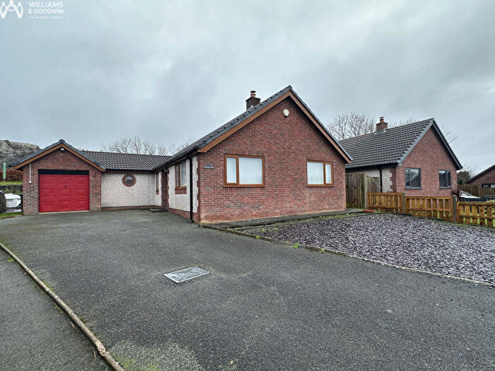 3 Bedroom Detached Bungalow For Sale In Cae Lleiniau, Dwyran, Anglesey, LL61