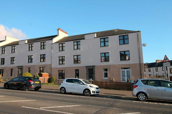 2 Bedroom Flat To Rent In Caird Avenue, Dundee, DD3