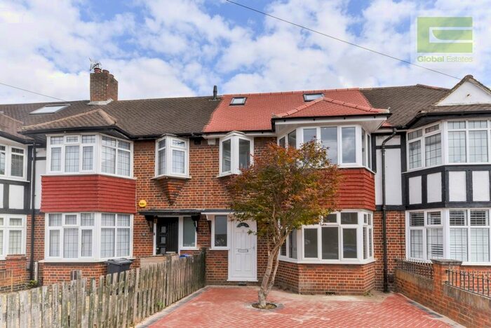 5 Bedroom Terraced House To Rent In Oxford Close, Mitcham, CR4