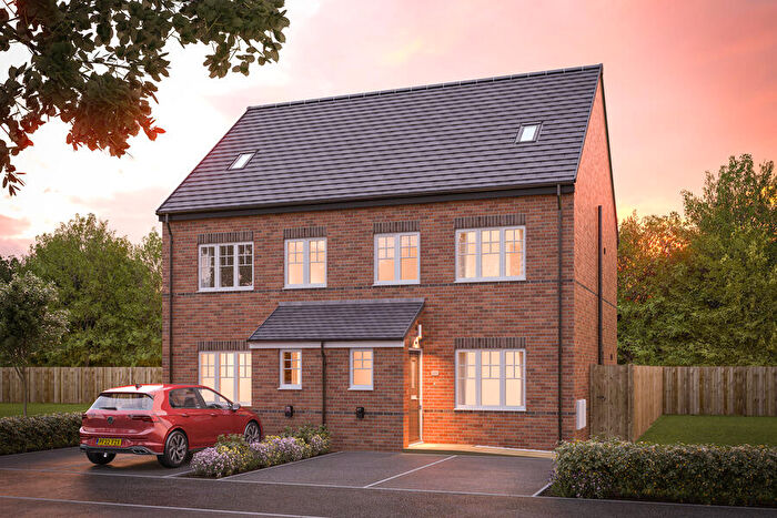 3 Bedroom Semi-Detached House For Sale In Shann Lane, Keighley, BD20