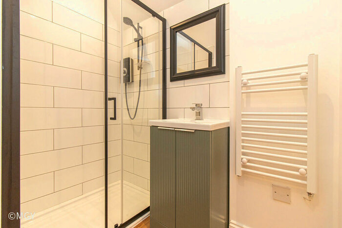 2 Bedroom Apartment To Rent In Cathedral Road, Pontcanna, Cardiff, CF11