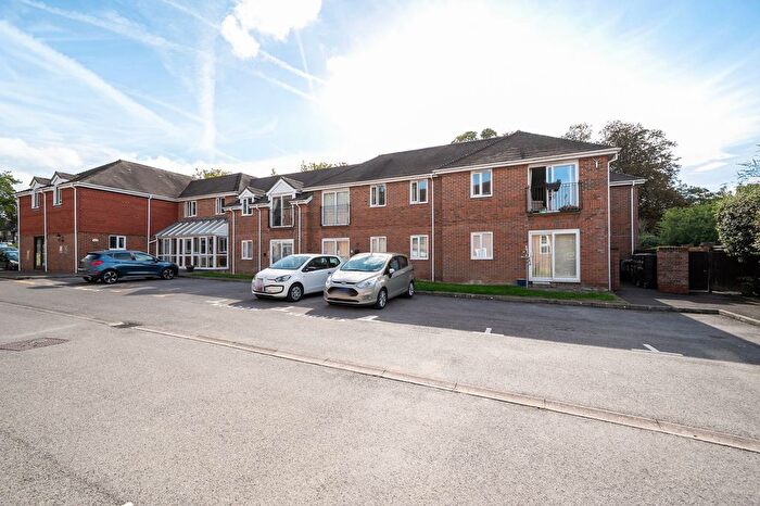 1 Bedroom Flat For Sale In Woodlands Way, Meadow Heights Woodlands Way, SP10