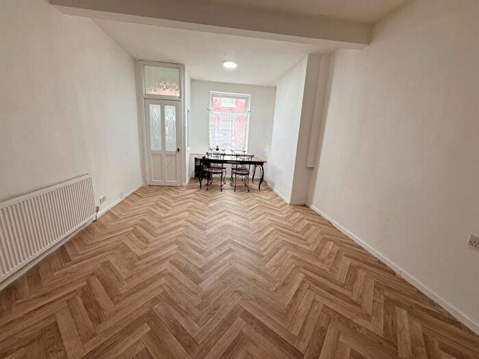 2 Bedroom Terraced House For Sale In Sherrington Street, Manchester, M12