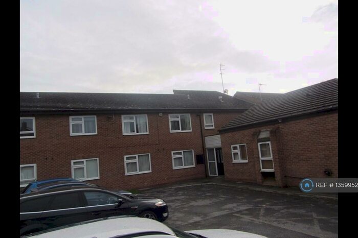 1 Bedroom Flat To Rent In St. Lukes Court, Willerby, HU10