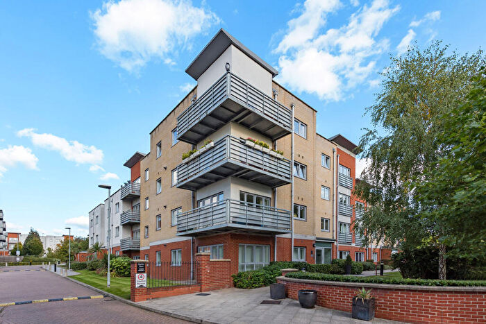 2 Bedroom Flat To Rent In Delamere Court, Hawker Place, Walthamstow, Waltham Forest, E17