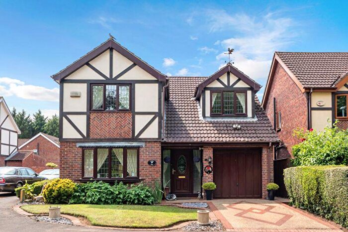 4 Bedroom Detached House For Sale In Badgers Holt, Low Road, Healing, DN41