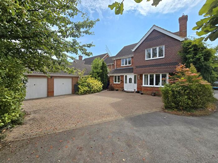 4 Bedroom Detached House For Sale In Croft Lane, Roade, NN7
