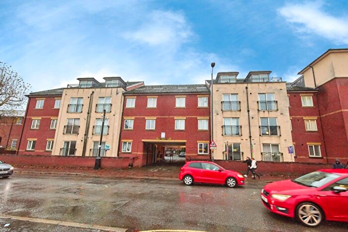 2 Bedroom Flat For Sale In Ashbourne Road, Derby, Derbyshire, DE22