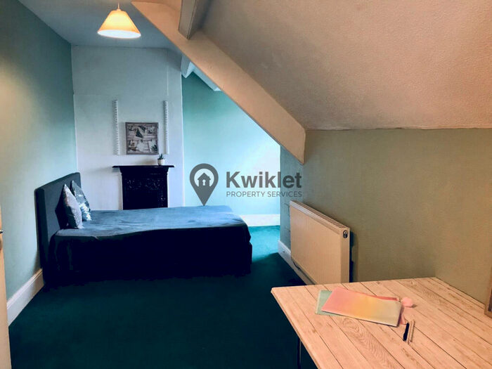 6 Bedroom Semi-Detached House To Rent In Llantwit Road, Treforest, Pontypridd, Mid Glamorgan, CF37