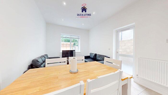 1 Bedroom House To Rent In Colum Road, Cardiff, CF10