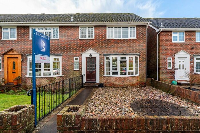 3 Bedroom Semi Detached House For Sale In Hamble Lane, Hamble, SO31