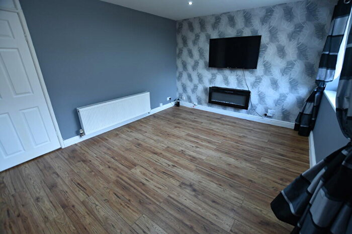 2 Bedroom Apartment To Rent In Solent Drive, Bolton, BL3