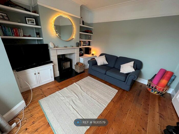 3 Bedroom Terraced House To Rent In Ridgeway Road, Bristol, BS16