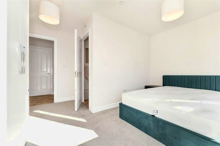 2 Bedroom Apartment To Rent In Evolution Court, Cambridge, Cambridgeshire, CB3