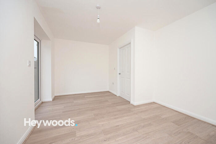 3 Bedroom Semi-Detached House For Sale In Walton Road, Trent Vale, Stoke-On-Trent, Staffordshire, ST4