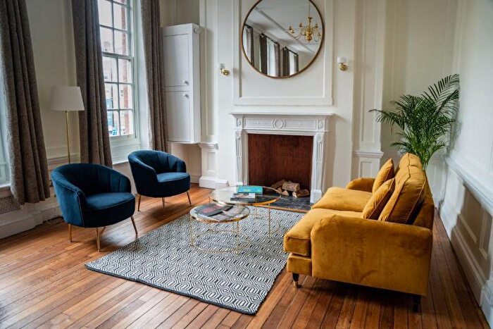 Studio To Rent In Charrington House, Cephas Avenue, London, E1