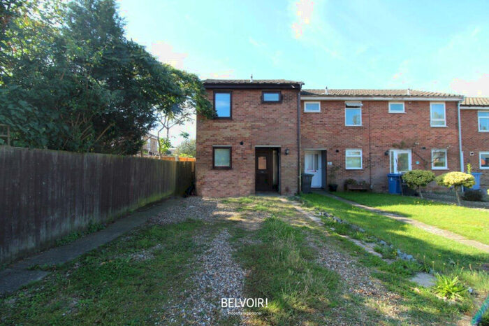 3 Bedroom End Of Terrace House To Rent In Milnrow, Ipswich, IP2