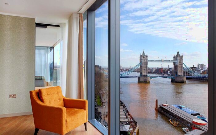 2 Bedroom Flat To Rent In Lower Thames Street, Shard View, London, EC3R