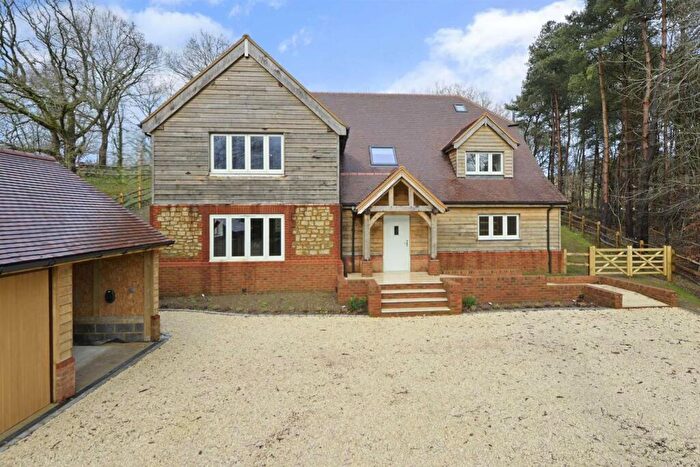 4 Bedroom Detached House For Sale In Gomshall, GU5