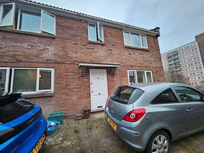 5 Bedroom House Of Multiple Occupation To Rent In Dove Street, Bristol, BS2