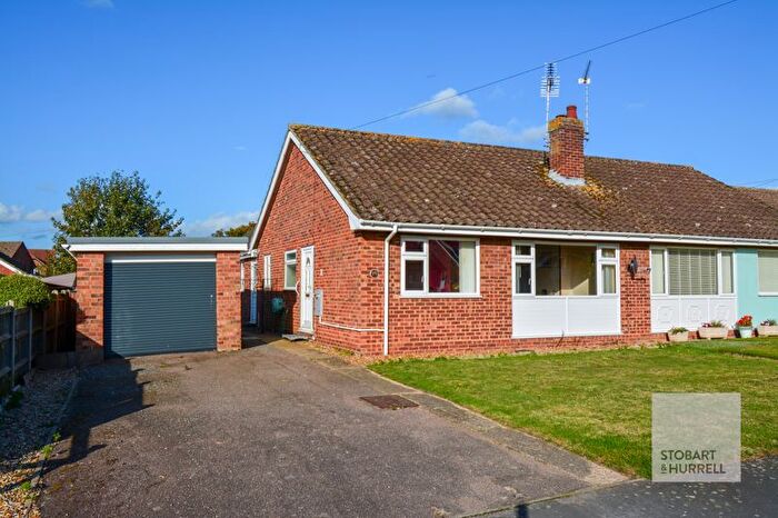 3 Bedroom Bungalow For Sale In Willow Way, Ludham, Norfolk, NR29