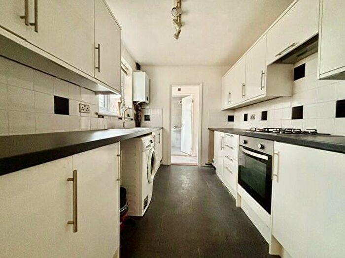 3 Bedroom Terraced House To Rent In Imperial Road, Gillingham, ME7